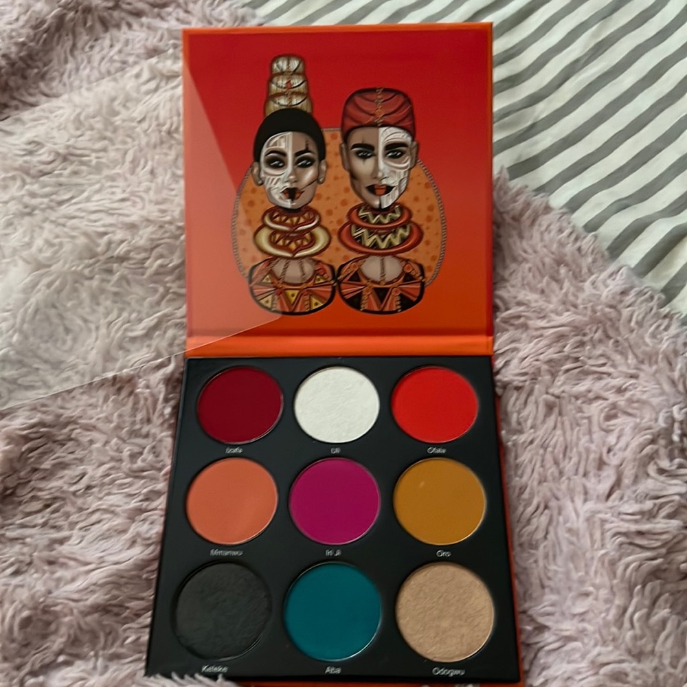 The Festival by Juvia’s - Eyeshadow Palette